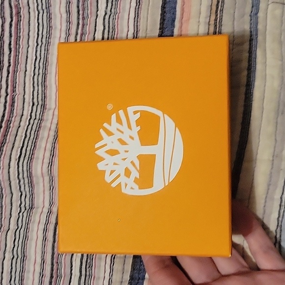 Timberland Men's Genuine Leather Passcase Wallet NWT - Picture 8 of 8